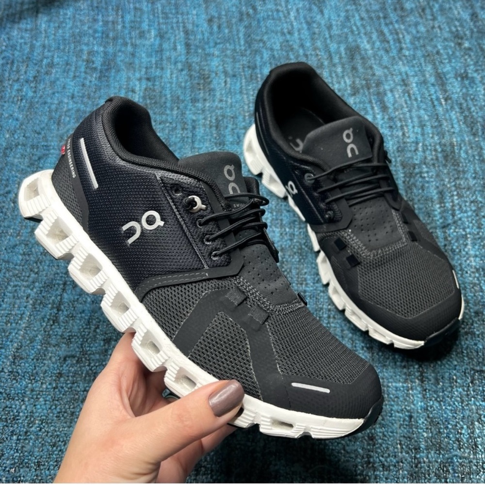 On Running womens Black Athletic Shoes